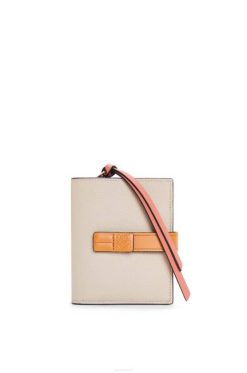 aveia/mel claro 80ZJ1222 mulheres carteira compacta com zíper em couro de bezerro granulado macio Loewe