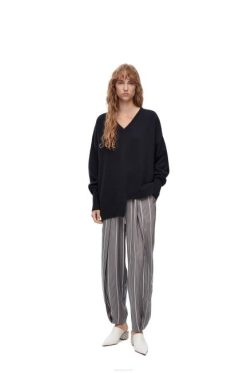 azul marinho escuro 80ZJ976 mulheres suéter assimétrico em caxemira Loewe