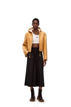 ouro Branco 80ZJ1124 mulheres jaqueta com capuz em shearling Loewe